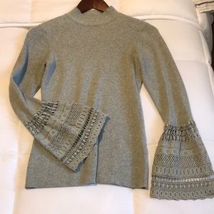 Women’s Turtleneck with Lace/Patterned Sleeves